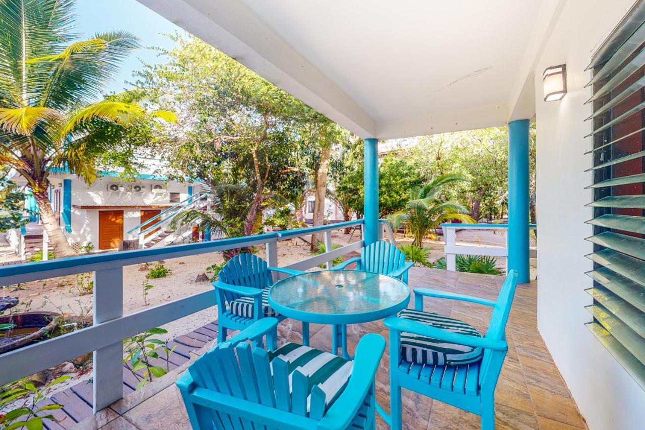 Condo #25 @ Beachside Villas Placencia 外观 照片
